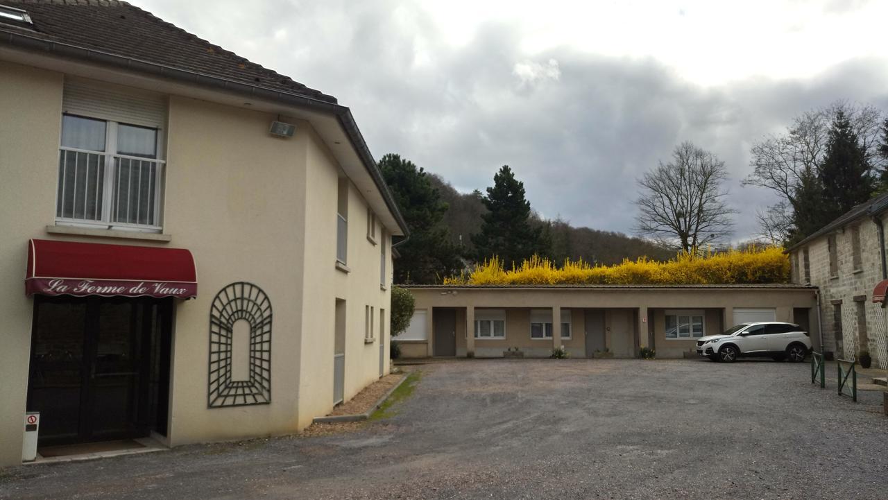 Hotel Restaurant - La Ferme De Vaux Creil Dış mekan fotoğraf